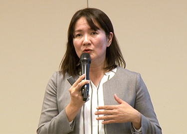 小島 玲子