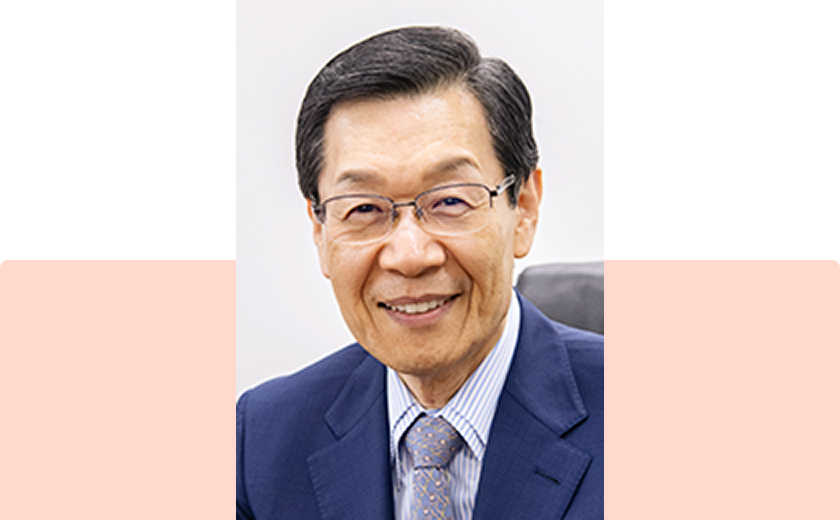 岡田 邦夫氏の写真