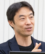 金間 大介