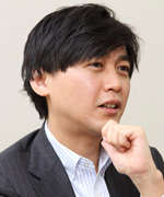 服部 孝洋