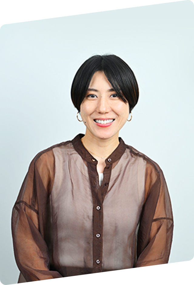 青木麻衣也の顔写真